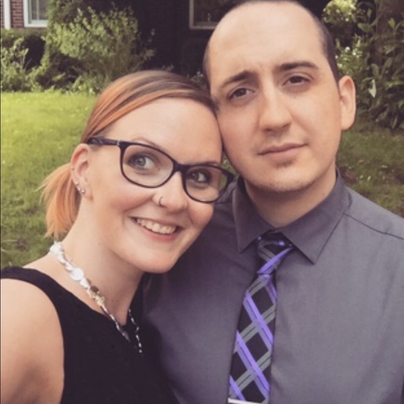 Meet your Posher, Rachel - Picture 1 of 1